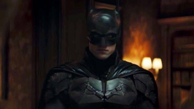 《蝙蝠侠》推迟到2022年上映，《黑客帝国4》上映日程提前_华纳