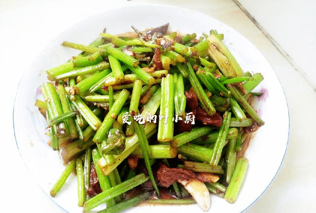 炒什么菜要放味极鲜 90414d2ec7b142fa99be2ddaa89a71c7.png