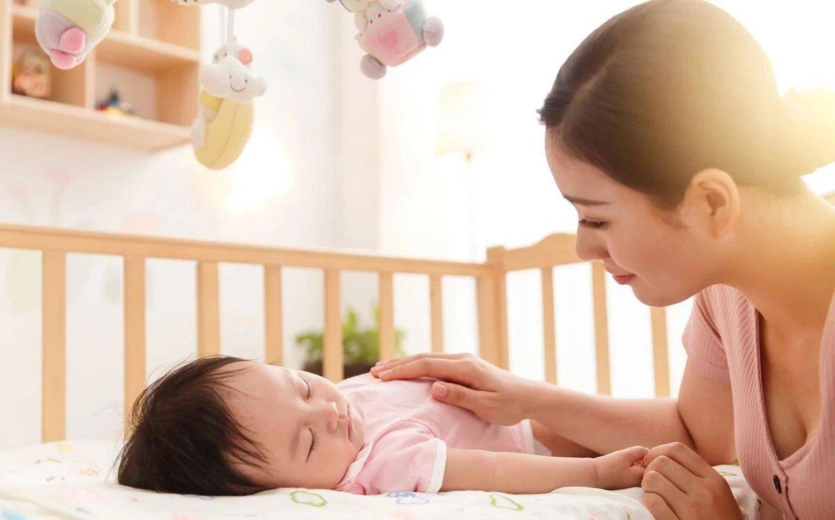 宝宝|宝宝总爱踢被子？这3个原因宝妈必须慎重对待！