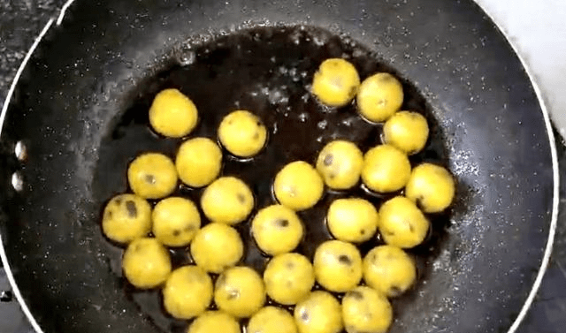 一岁宝宝辅食可以用大人用的油吗 433d5b52e003490ea93649b8bc4e29c0.png