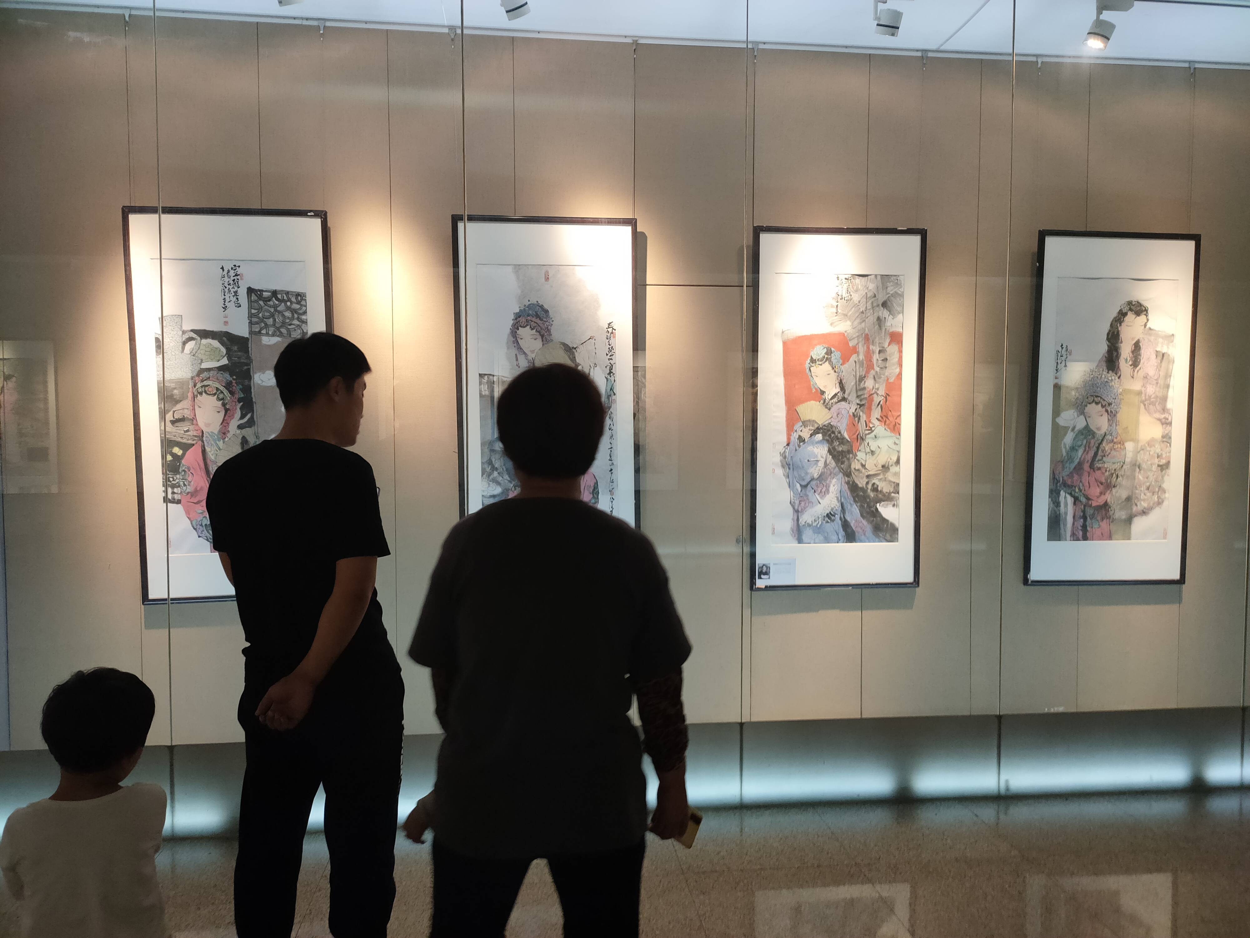 展讯郑华杰丨海峡两岸一脉相承中国画名家走进李奇茂美术馆