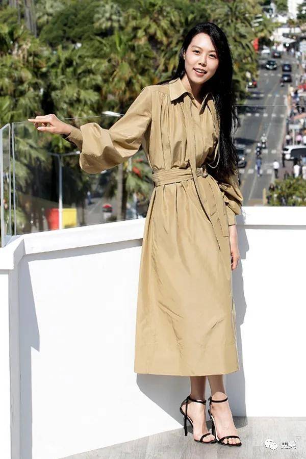 氛围|虞书欣又作出新高度，学晚晚艳压高圆圆，居然没输？