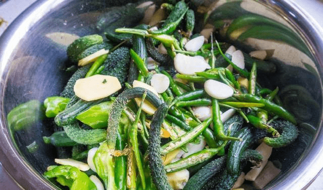 怎么腌酱黄瓜又脆又香 bfa7e8b8cdda4195912c35e81d6b7d54.png