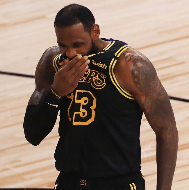 别欺负老实人，詹皇总决赛首次炮轰裁判，勒布朗强硬开口施压NBA