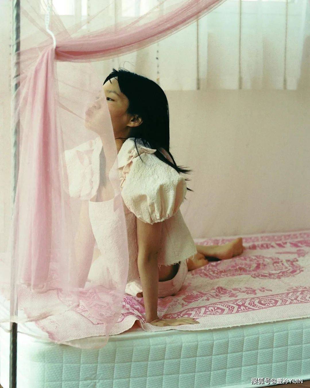 速报|秀场速报 | SHUSHU/TONG女孩请起立，最新系列她来了！