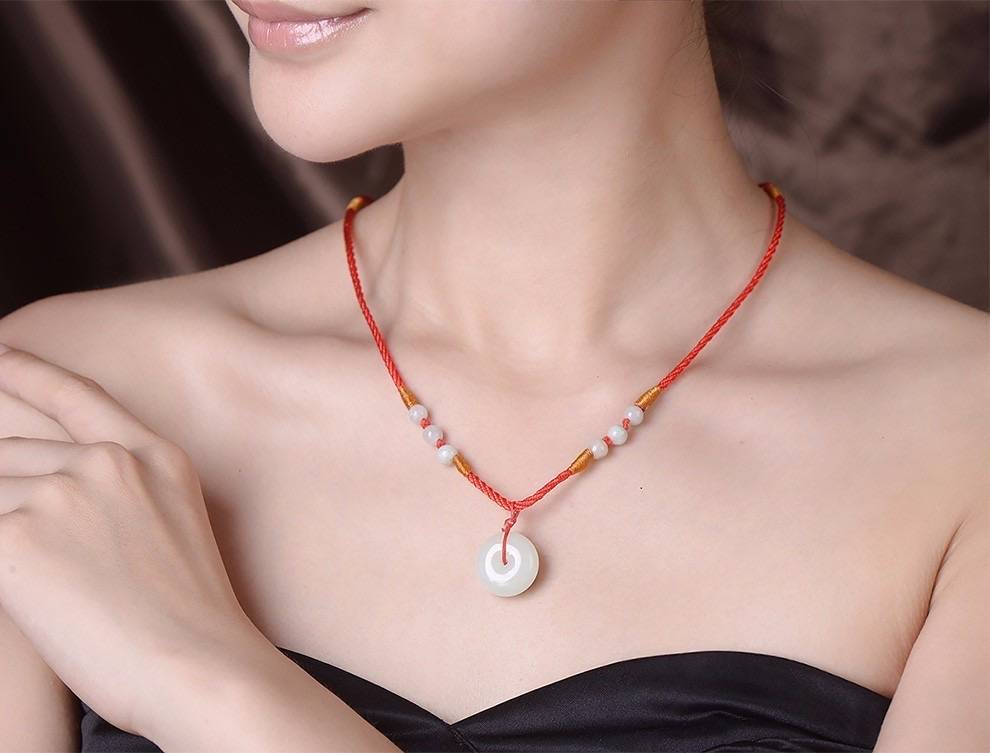 寓意|小小翡翠平安扣，却有大讲究！！