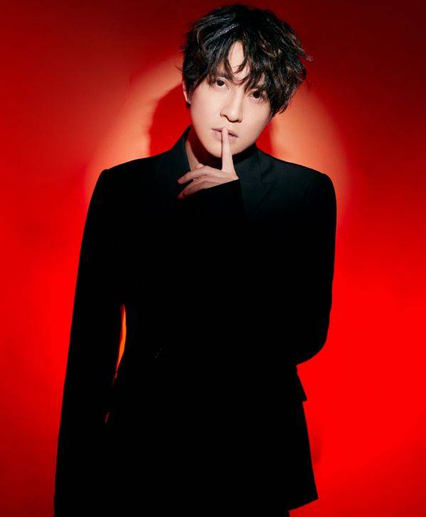 薛之谦|谁还敢说薛之谦是帅哥？看他素颜后的脸，连黄渤都比不上