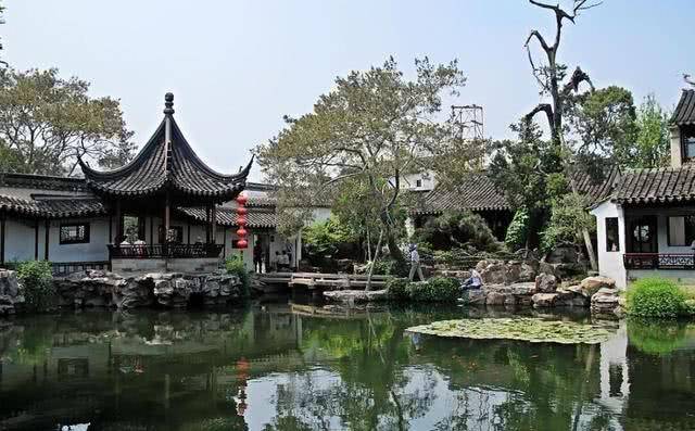 近10年的北上广深省会GDP_北上广深图片