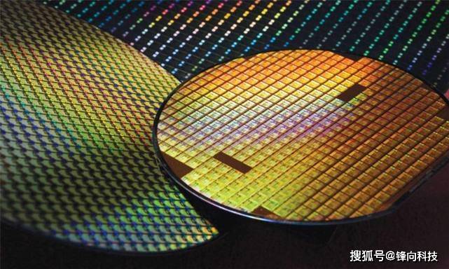 麒麟9000性能跑分出现，华为Mate 40秒一众骁龙86