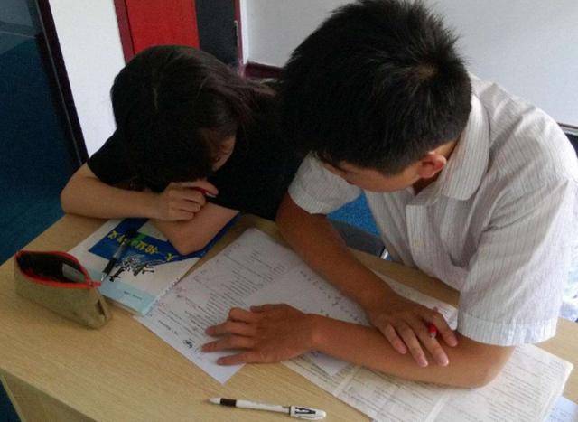 怎么教育孩子自主学习成绩好 a0d733e55d3b41ae81c6b0d9ec27c072.jpeg