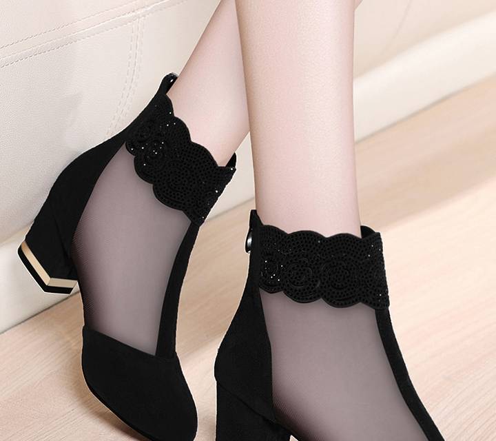 鞋子|春天不冷不热的，凉鞋太冷，冬鞋太热，这种网纱鞋就刚刚好