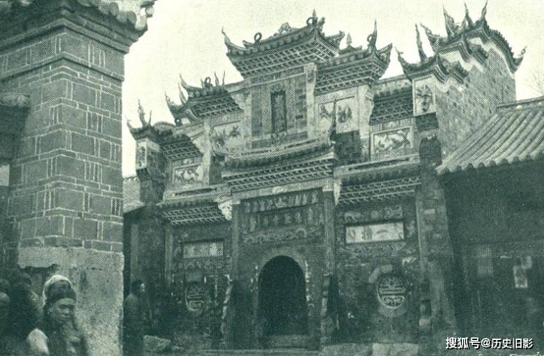1903年云南昭通老建筑照片,昭通黑神庙与魁星阁