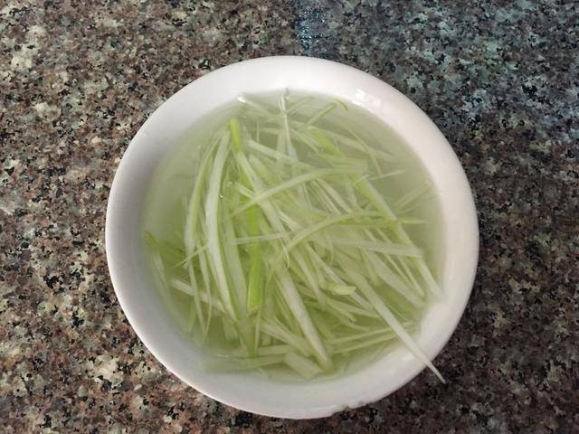 木瓜丝的营养价值高吗 4bba926434364a568af70fed35a1fc57.jpeg