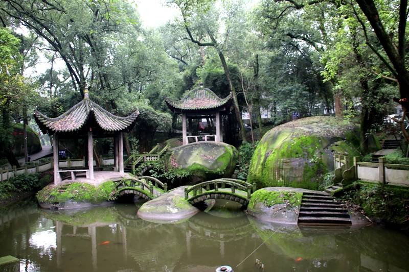 黑石山|一个具有独特的自然景观的风景区——黑石山