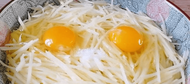 鸡蛋可以和土豆丝同吃吗 80abfadea1314e4ea67b1e3e4b90228a.png