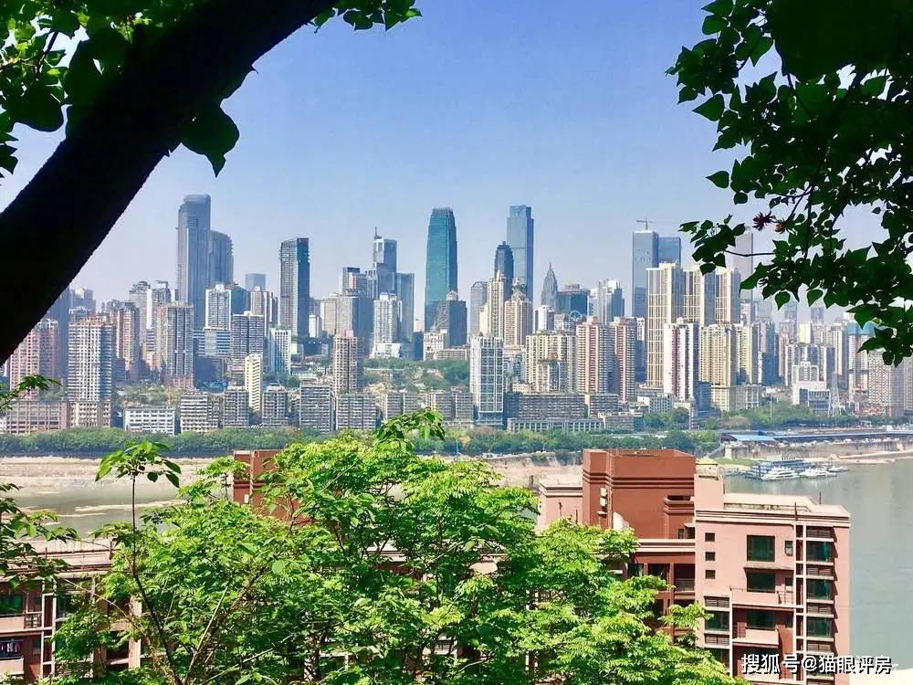 重庆渝中区gdp为什么低_重庆人口密度第一大市辖区,面积23平方千米,常住人口约59万人