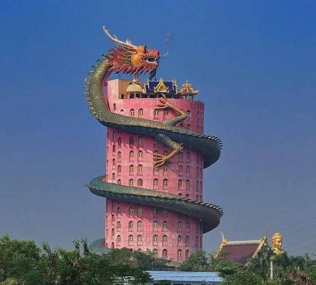 世界上最霸气的寺庙一条长龙盘绕全身拒绝成为旅游景点