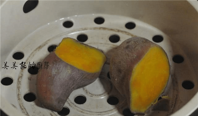 电饭煲怎么蒸红薯视频 466cdb84c54f49d09eb8b734eda48f3a.png