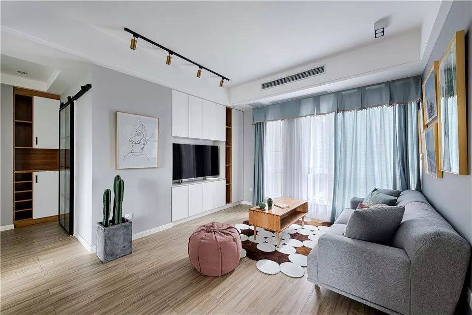 颜色|花了几十万装修，竟然毁在窗帘上！这些搭配技巧，让你家颜值翻倍