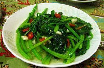 什么菜可以隔夜第二天吃 d3285f6a46fb4c1ea4882ce8adbb7e2f.jpeg