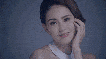 fa|侯佩岑忍了18天，终于用12个字打了昆凌的脸...