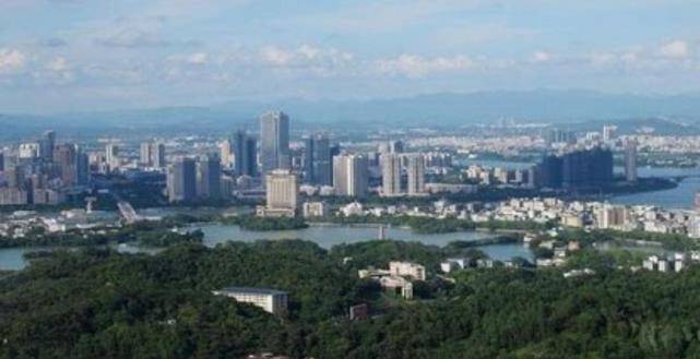 2020东莞合适gdp_东莞站街女(3)