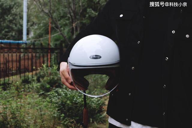 有哪些质量好的头盔 f796a6ee08a54ddabeecf87746d49f7a.jpeg