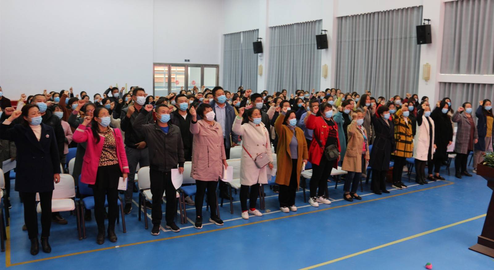 教育|一个都不能少！南阳市第十七小学量身定制家长课堂