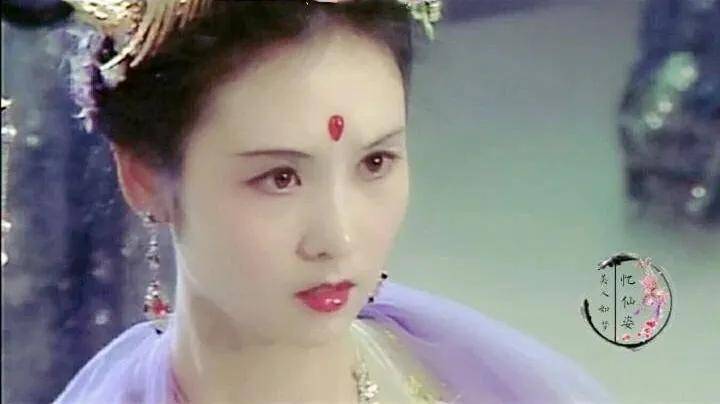 嫦娥|同样演仙女,神颜热巴被全网吐槽,她却成为美到上天的白月光?