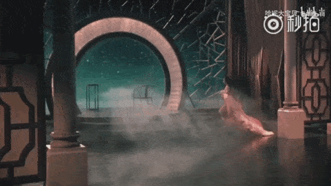 嫦娥|同样演仙女,神颜热巴被全网吐槽,她却成为美到上天的白月光?