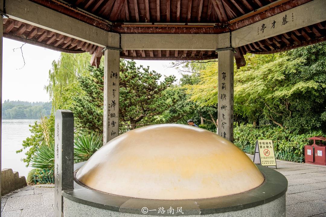 名臣|杭州有个特别的景点，主角不是神仙和名臣良将，而是一个古代名妓