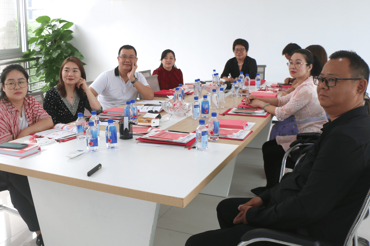 教育|准爸妈大学与东莞市婴幼儿托育协会签署战略合作