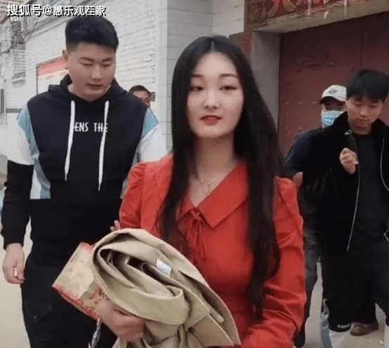 搭搭夫妇直播间的东西是真的吗 b97858bef7fc4fb3ba3d61193df54cb2.png