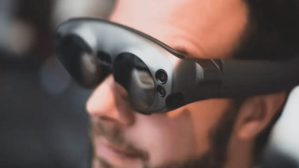 全息|全息AR+脑机接口让心电感应成现实，Facebook/特斯拉/微美全息等助力产业升级