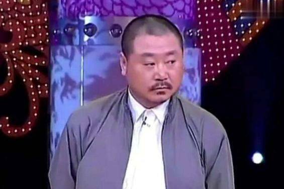 【开云注册app官网下载】
德艺双馨的老戏骨范伟 谈不上春晚原因 因2005年说错一句话(图1)