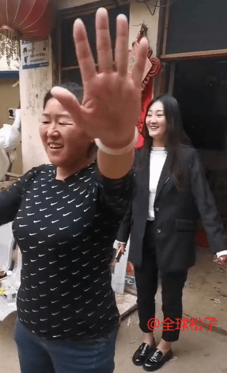 大衣哥家门口视频 4d454af85b904c2b87bdca521d7abbaa.png