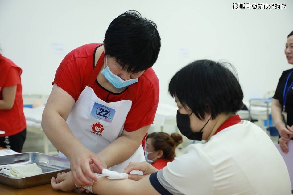 农场主|造船专家有男转农民农场主，女当月嫂，人才转行引关注