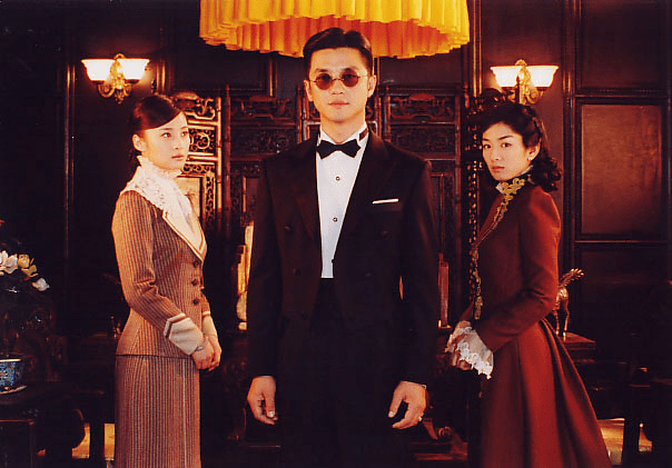 朝代|原创黄奕和蒋勤勤合作四次，朝代设定都是清朝，还曾分饰婉容和文秀