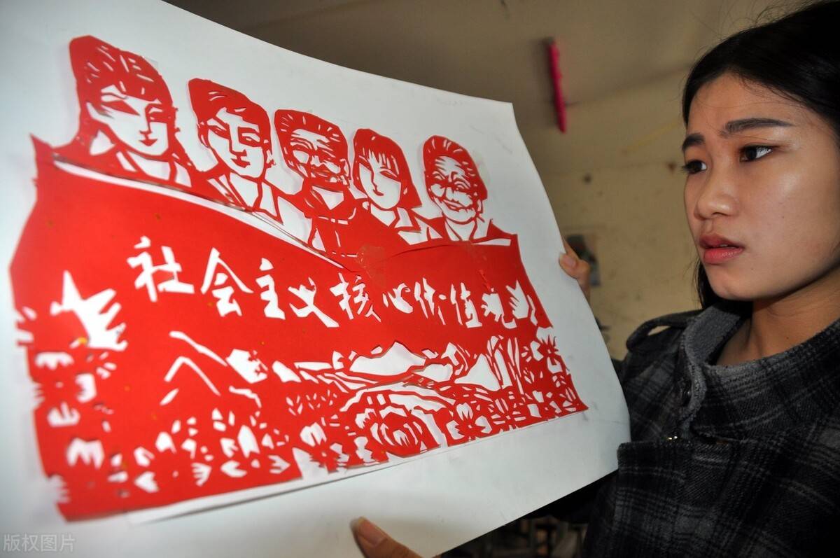 观点评论|青少年心理健康问题成因及其对策