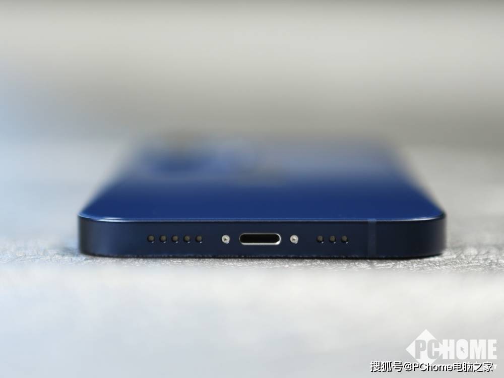 iPhone|iPhone 12蓝色版实拍图赏：真·五彩斑斓的蓝