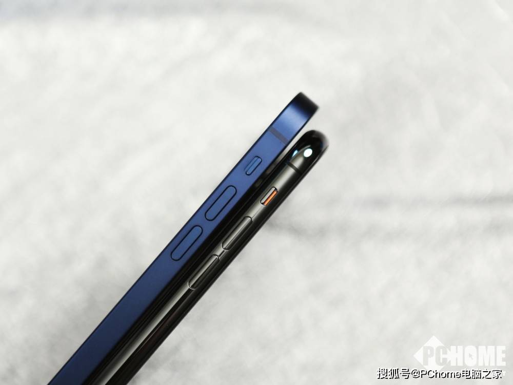 iPhone|iPhone 12蓝色版实拍图赏：真·五彩斑斓的蓝