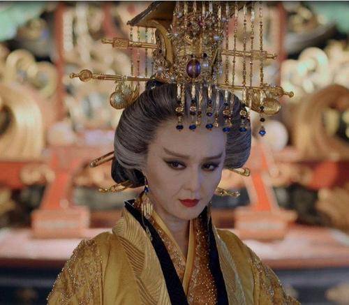 故事传记|武则天创造的3个第一,千年后,在位最长的康熙,都没能打破!