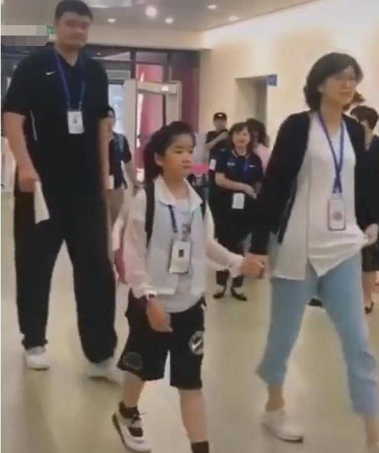 陆仙人身高多少米 46cc5b3fc1bb469e84b86a6349fee307.jpeg
