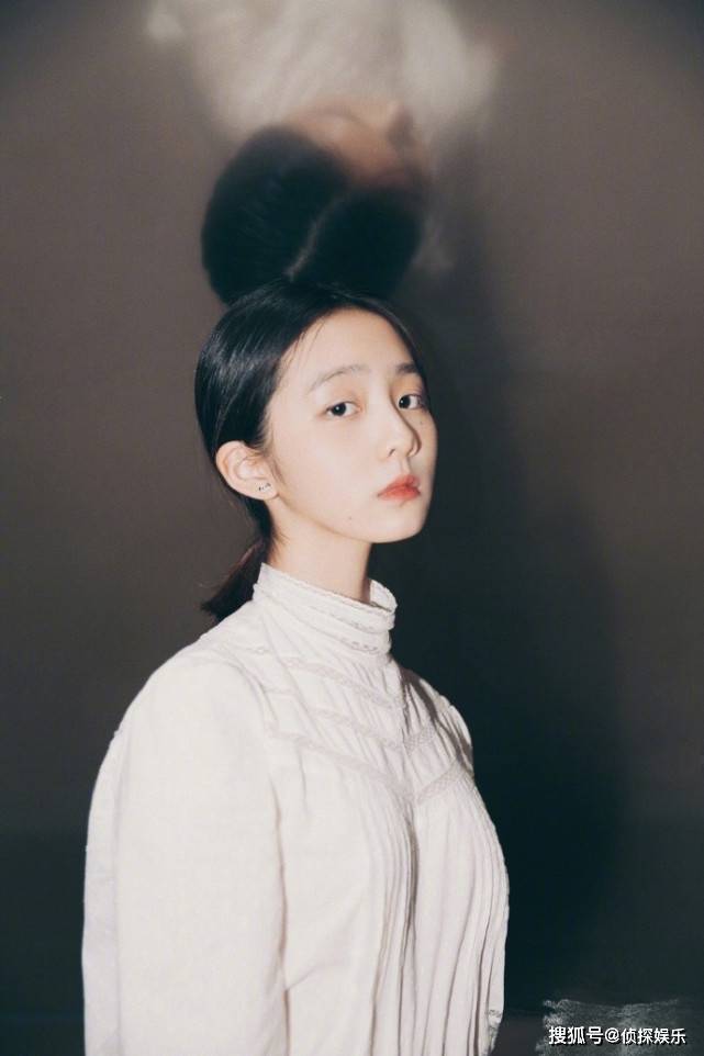 孙莉晒大女儿称“长大后你就成了我”，多多花
