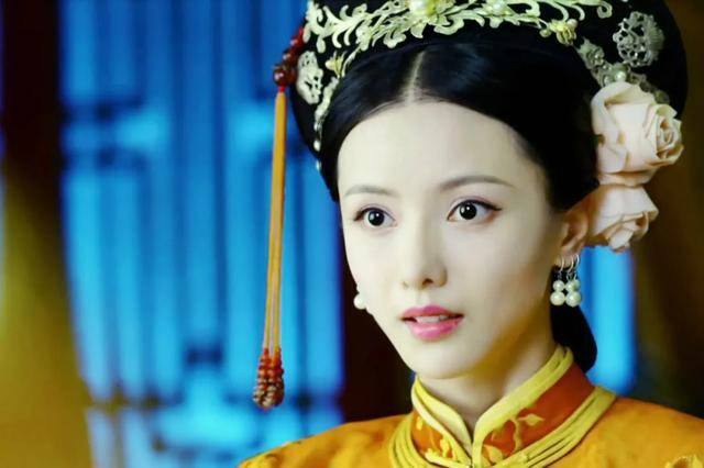 角色|原创金瀚官宣恋爱关系，张芷溪是谁？不但是学霸还是剧抛脸