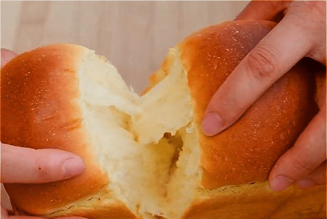 吐司面包做法教程视频 dea8125024b541768f670dbc7eb2eed1.png