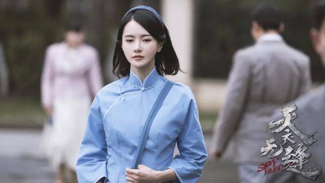 角色|原创金瀚官宣恋爱关系，张芷溪是谁？不但是学霸还是剧抛脸