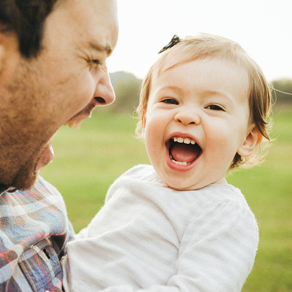 宝宝几个月会出现大笑 1a7b4f0933b94f3f88699f75c49167f8.jpeg