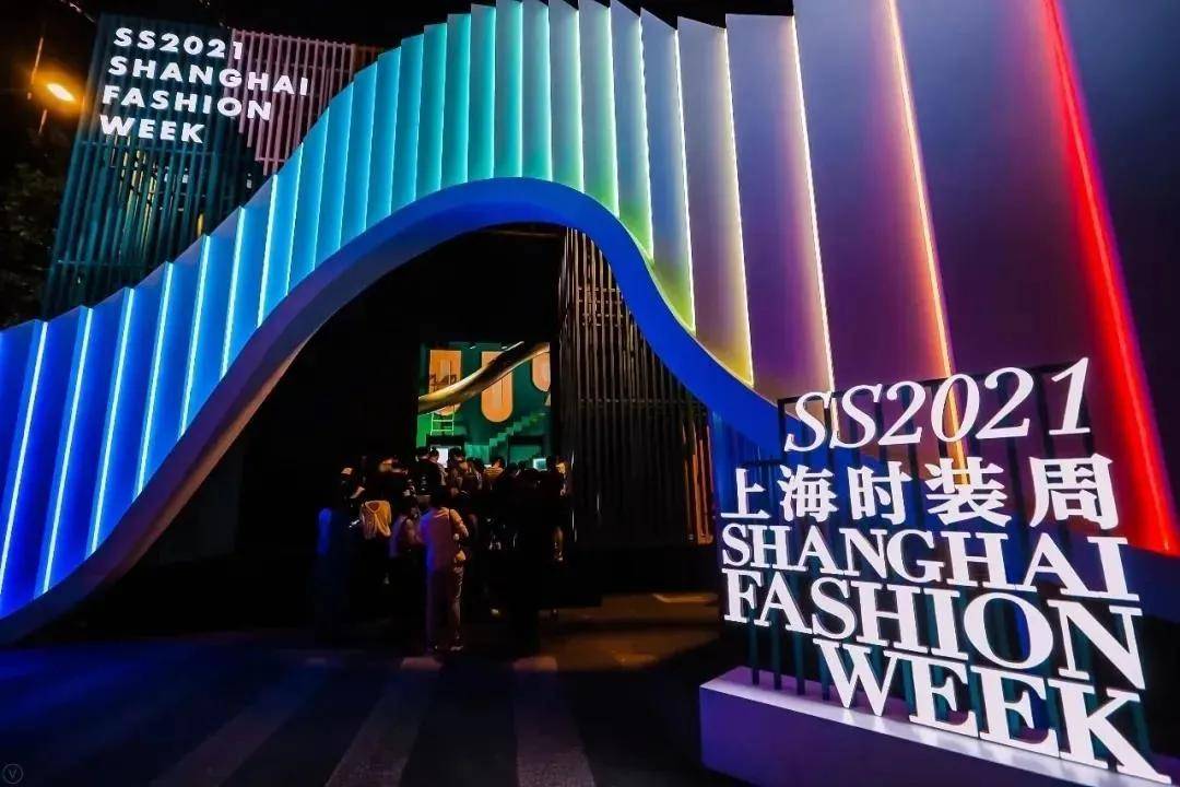 周杰伦|周杰伦代言海澜之家秀翻全场？网友：Low爆了...