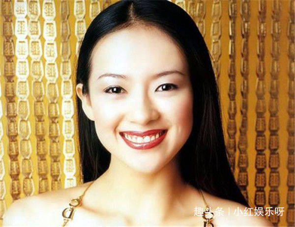章子怡年轻时的一组图片,美得令人窒息,比现在的赵丽颖美多了